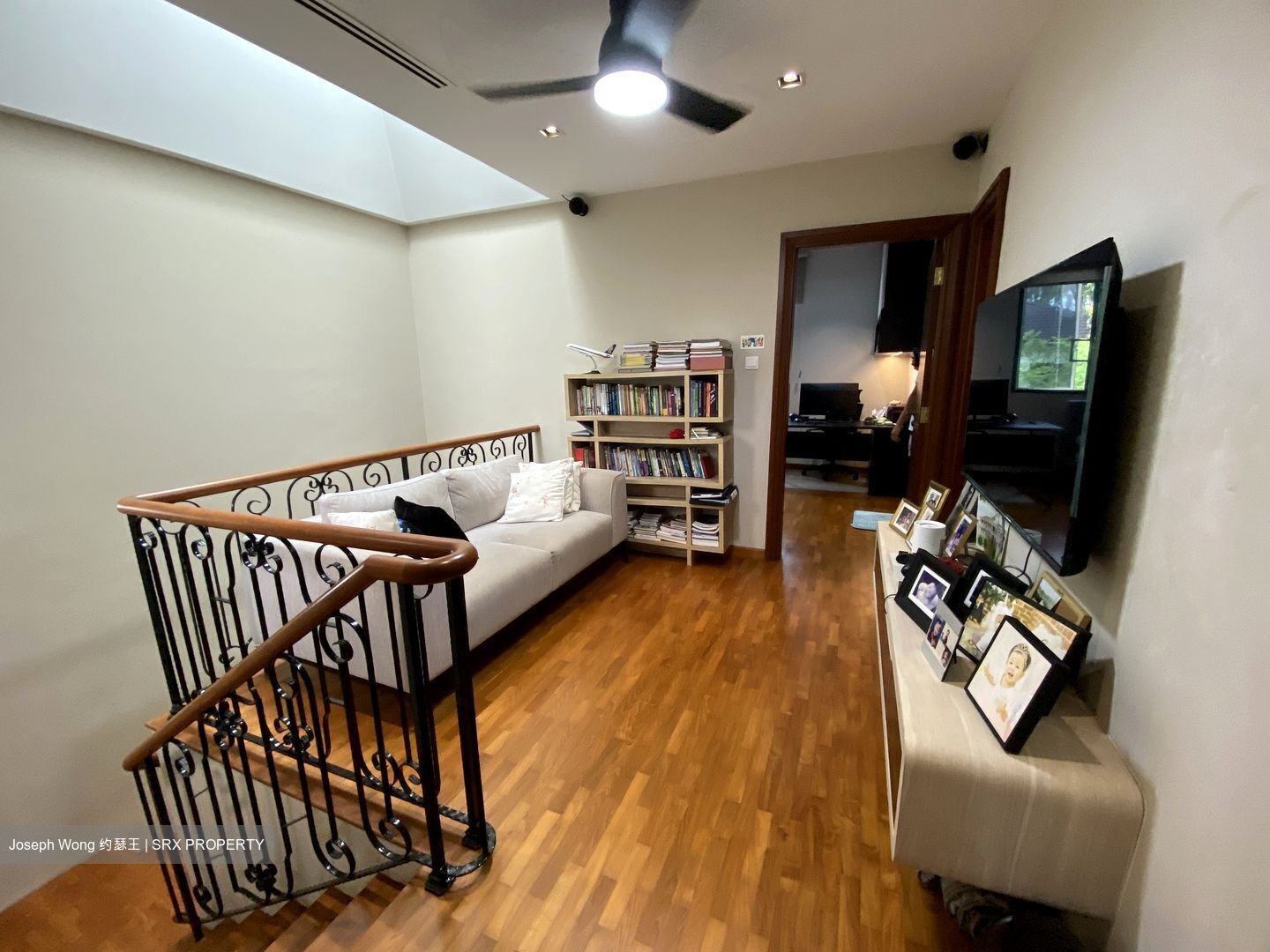 Changi Heights (D17), Terrace #549550461